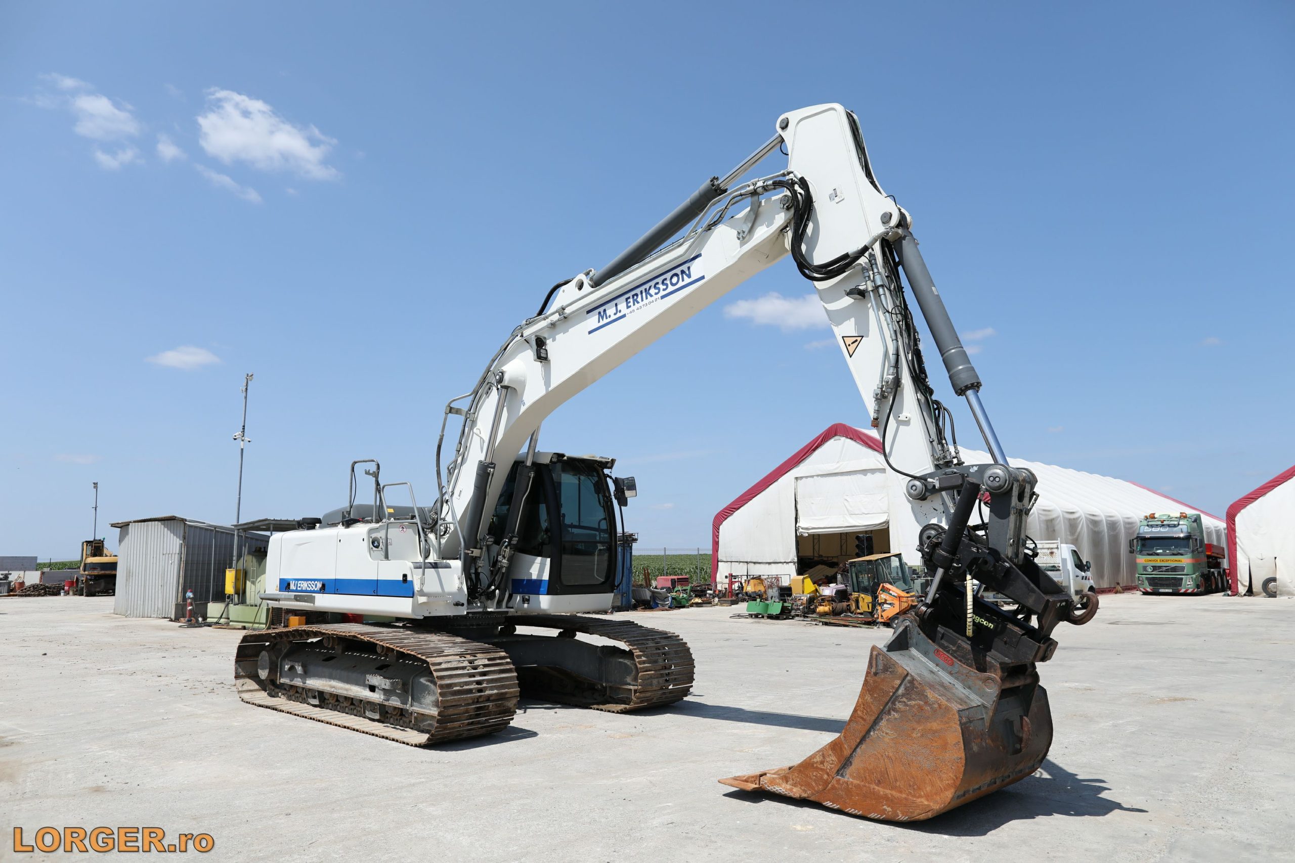 Tracked Excavator Liebherr R926 WLC