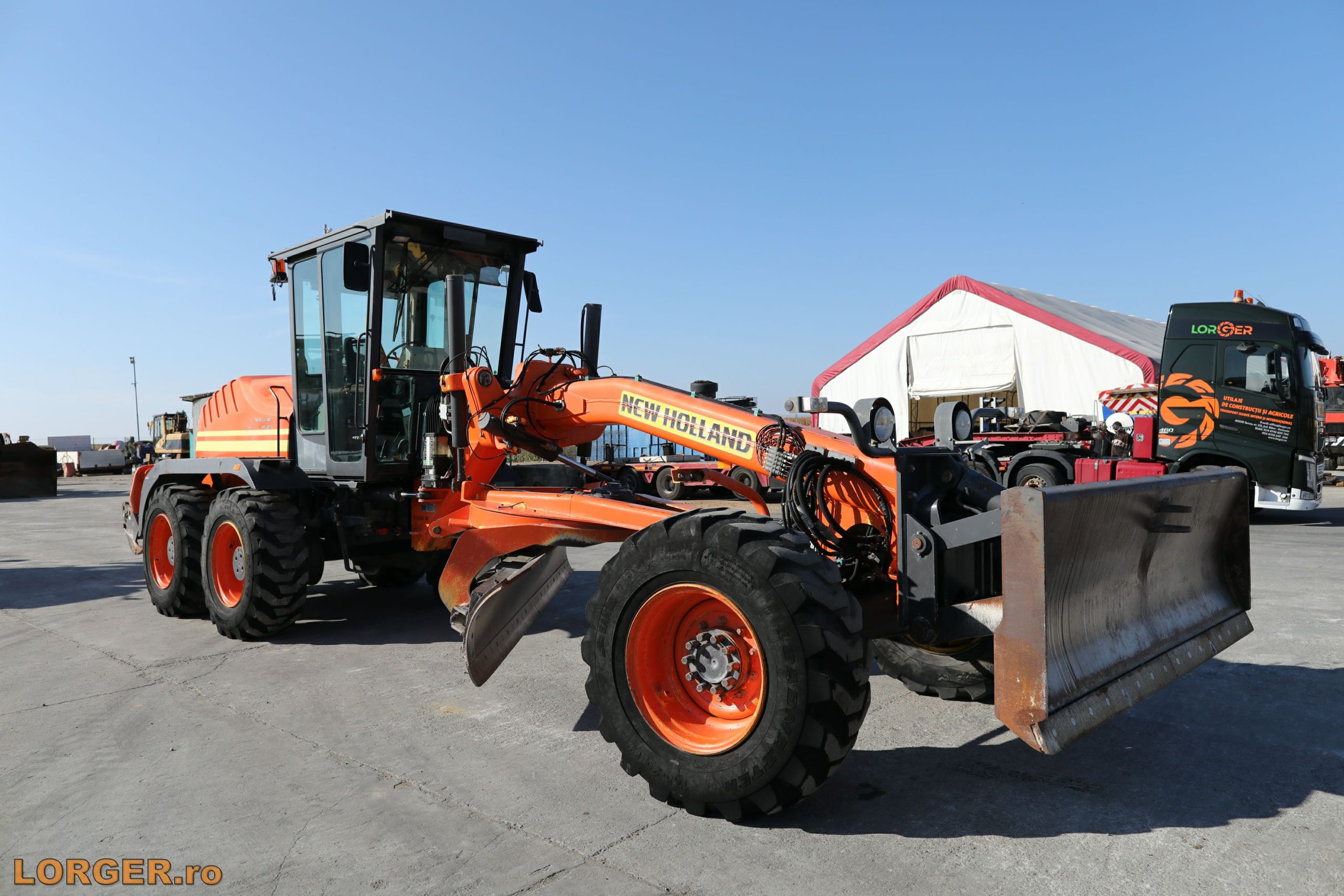 Greder New Holland F156.6/A  6x6