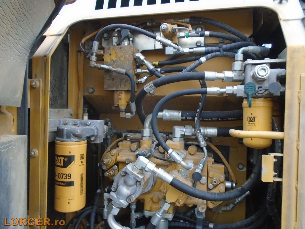 Excavator pe senile Caterpillar 319D
