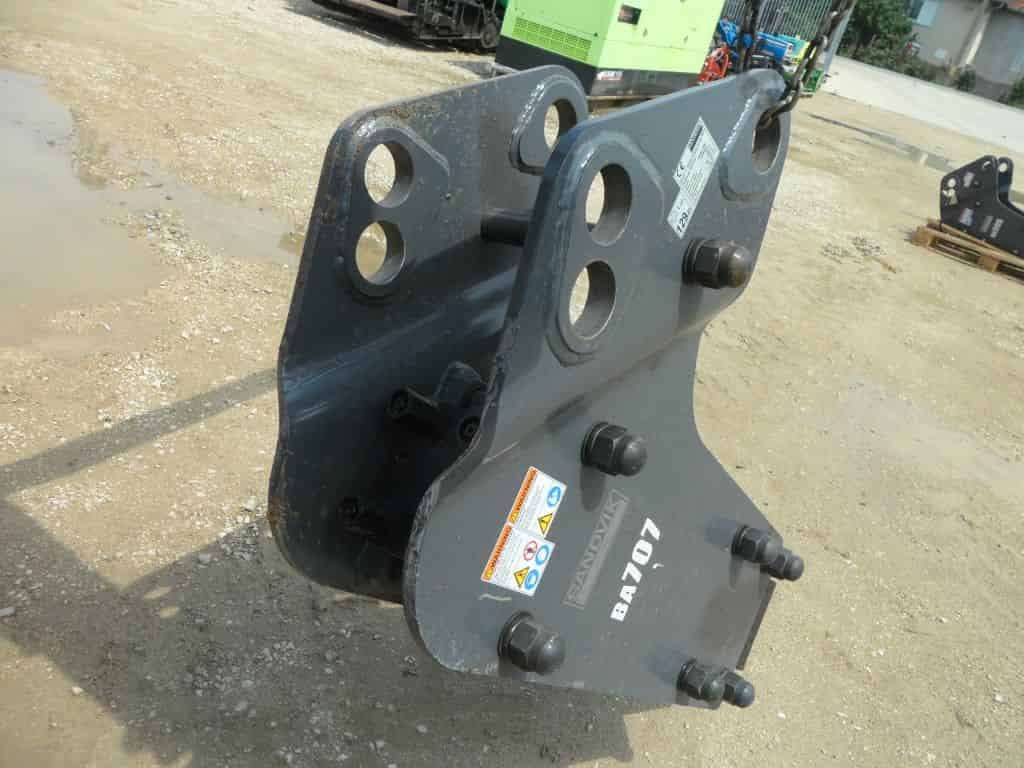 Ciocan hidraulic SANDVIK BA707