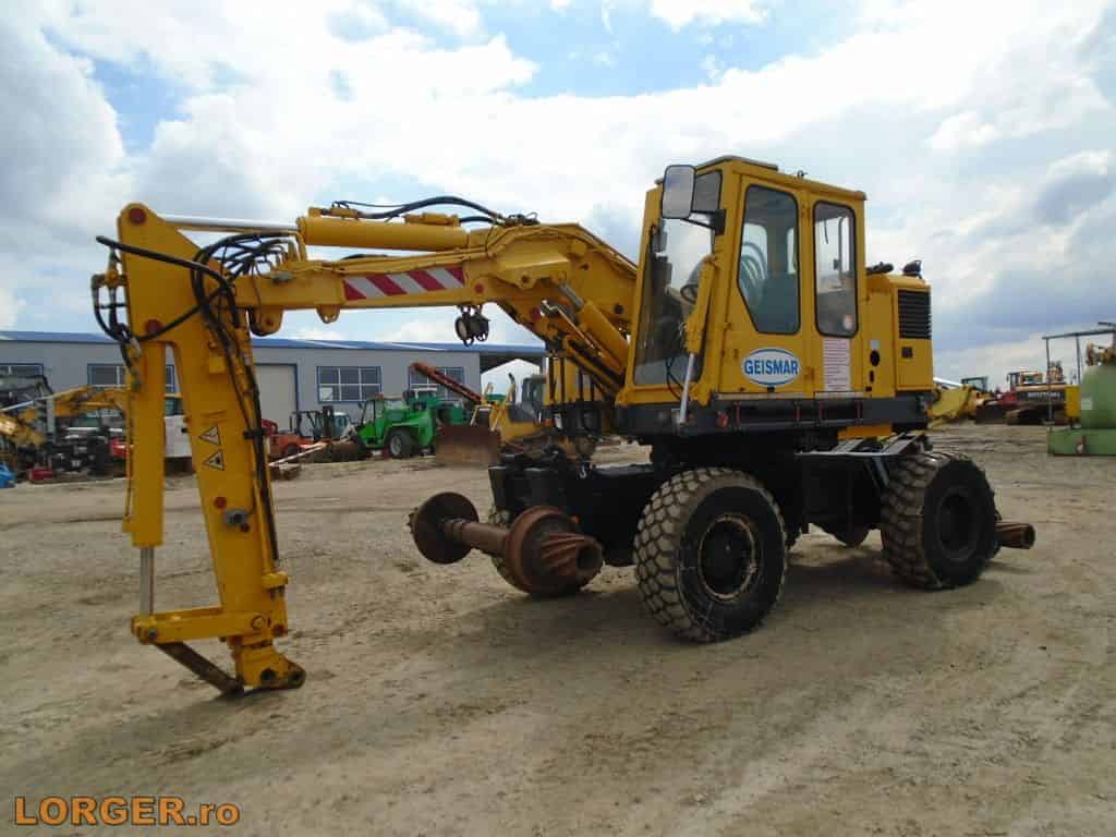 Wheeled Excavator Geismar KGT-V for Railway