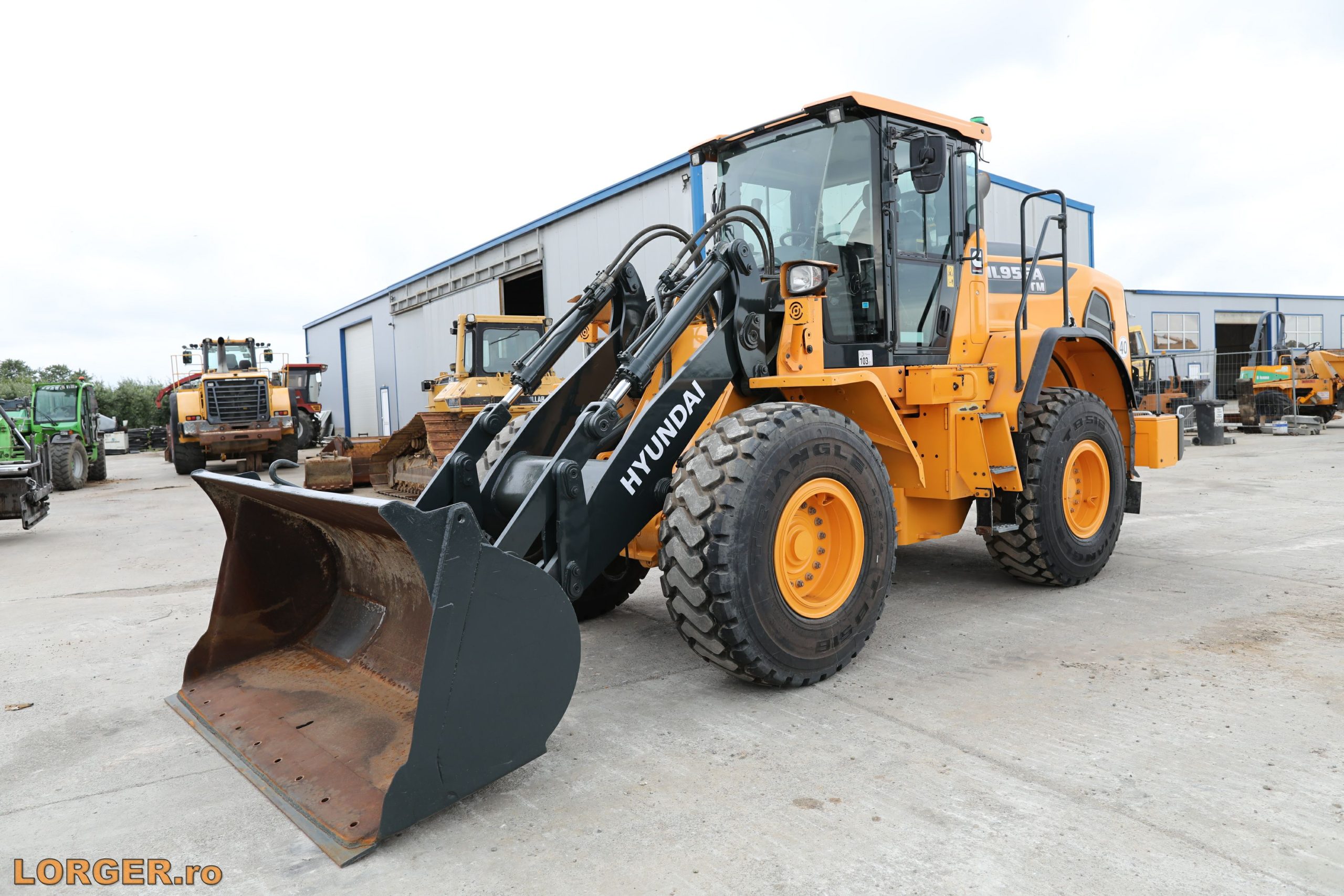 Incarcator frontal Hyundai HL 955A TM