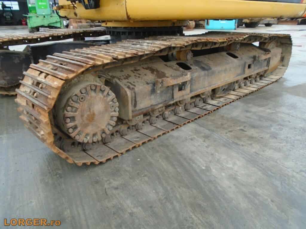Excavator pe senile Caterpillar 323D