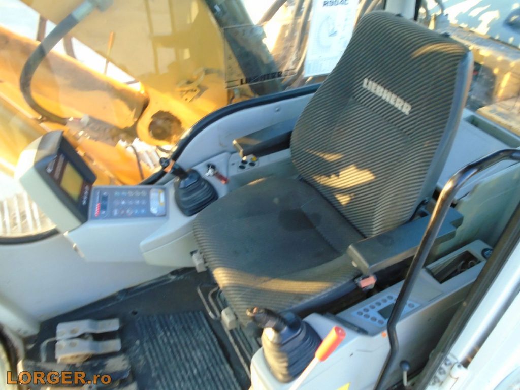 Excavator pe senile Liebherr R904C HDSL