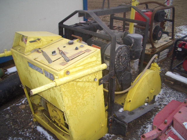 Asphalt Cutting Machine