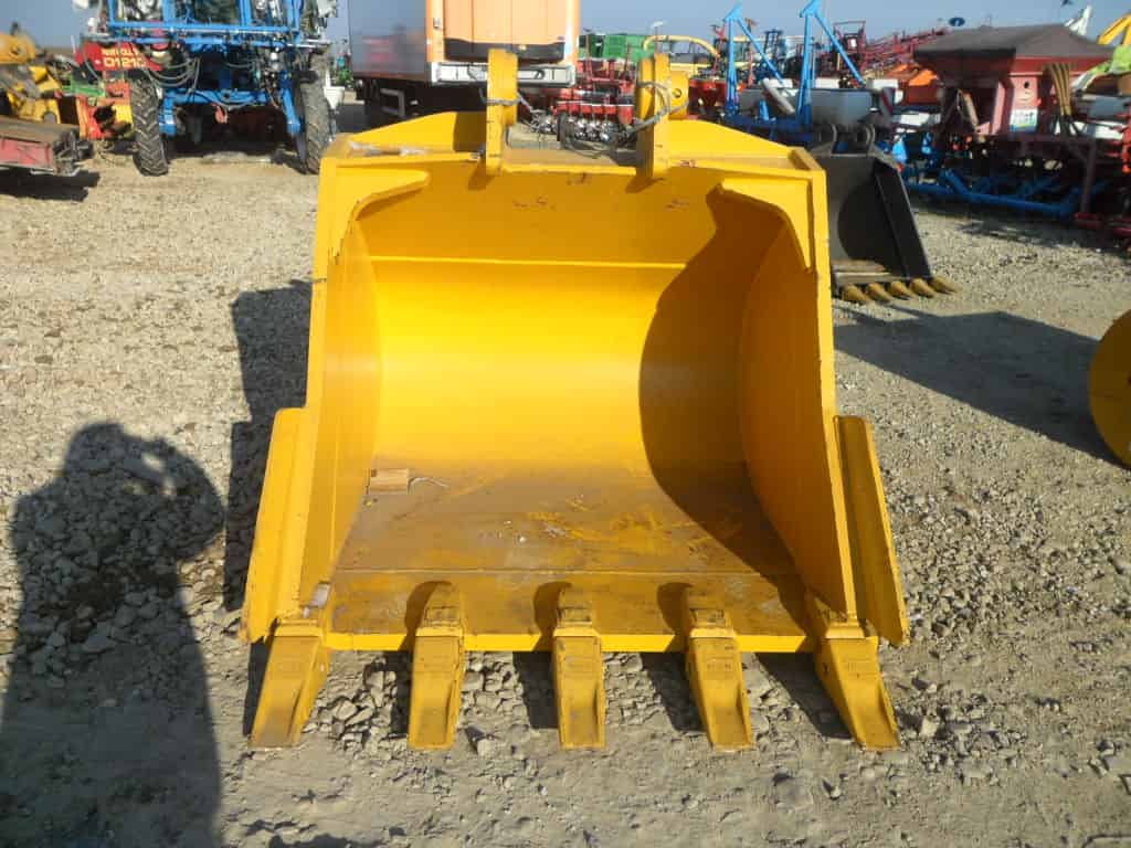 New Bucket for Komatsu Excavator